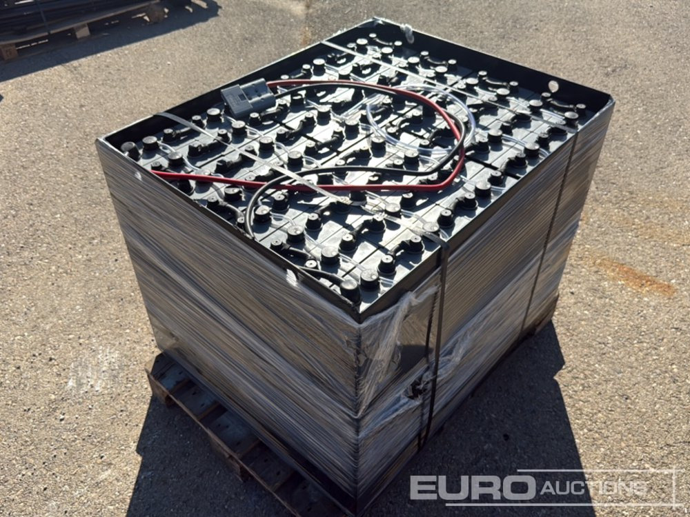 2023 80Volts 775 Ah Battery / Batería de Tracción, 80volts 775AH - Equipo de construcción: foto 4 2023 80Volts 775 Ah Battery / Batería de Tracción, 80volts 775AH - Equipo de construcción: foto 4