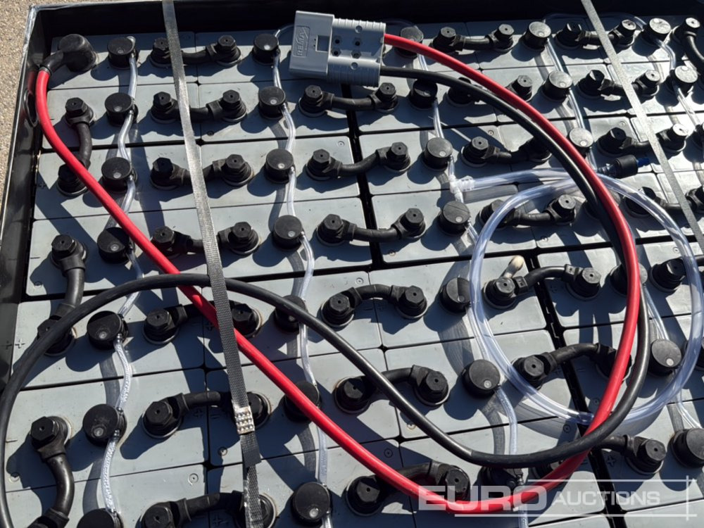 2023 80Volts 775 Ah Battery / Batería de Tracción, 80volts 775AH - Equipo de construcción: foto 5 2023 80Volts 775 Ah Battery / Batería de Tracción, 80volts 775AH - Equipo de construcción: foto 5