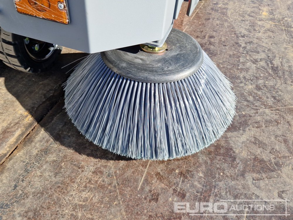 Barredora vial Unused 2025 Kaster S.13: foto 12 Barredora vial Unused 2025 Kaster S.13: foto 12