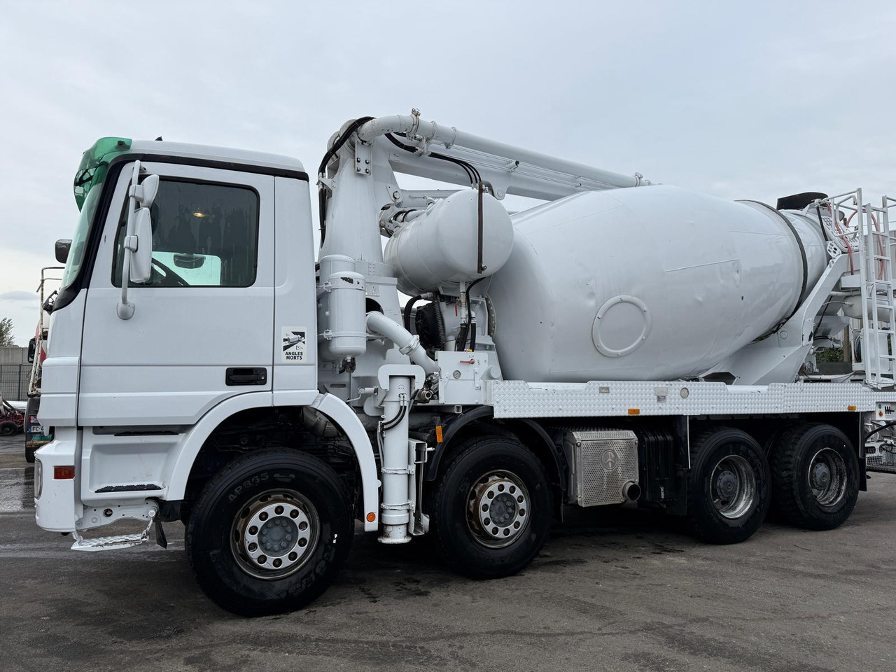 Camion mixo-pompe Mercedes Actros DS-840-FF - Camión hormigonera con bomba: foto 2 Camion mixo-pompe Mercedes Actros DS-840-FF - Camión hormigonera con bomba: foto 2