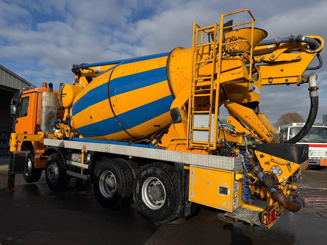 Camion pumi Mercedes Benz Actros 3241 BA-654-EE - Bomba de hormigón: foto 5 Camion pumi Mercedes Benz Actros 3241 BA-654-EE - Bomba de hormigón: foto 5