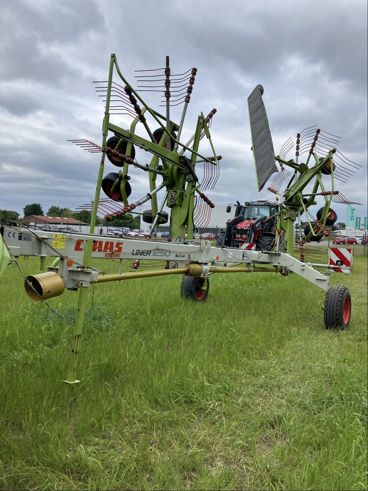 Claas Liner 1250 Profil - Henificadora: foto 5 Claas Liner 1250 Profil - Henificadora: foto 5