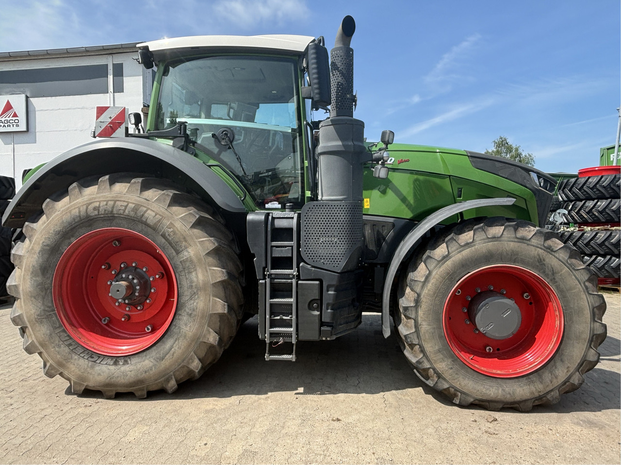 Tractor Fendt 1050 Vario S4 ProfiPlus: foto 9