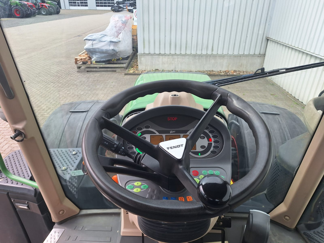 Fendt 720 Vario SCR Profi - Tractor: foto 3 Fendt 720 Vario SCR Profi - Tractor: foto 3