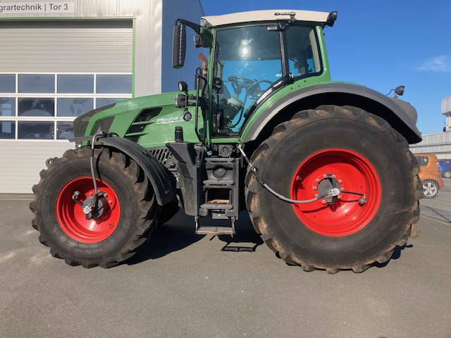 Fendt 826 Vario SCR ProfiPlus - Tractor: foto 1 Fendt 826 Vario SCR ProfiPlus - Tractor: foto 1