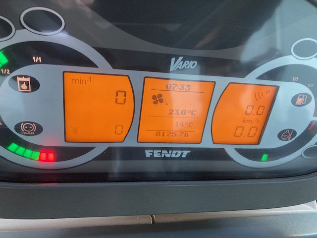 Fendt 826 Vario SCR ProfiPlus - Tractor: foto 2 Fendt 826 Vario SCR ProfiPlus - Tractor: foto 2