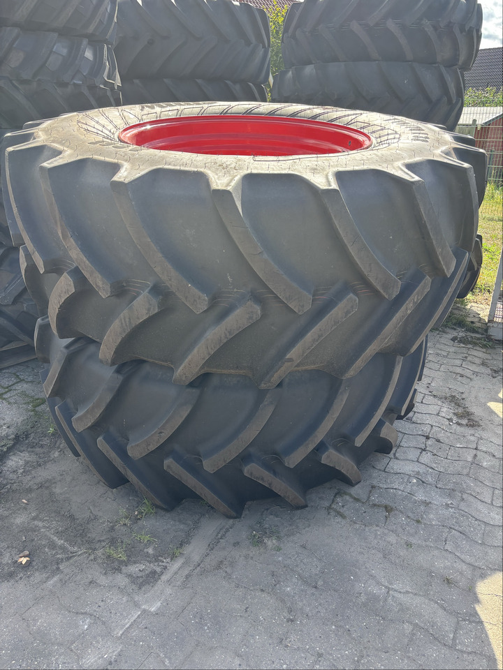 Fendt Mitas 710/70R38 600/65R28 - Neumáticos y llantas: foto 1 Fendt Mitas 710/70R38 600/65R28 - Neumáticos y llantas: foto 1
