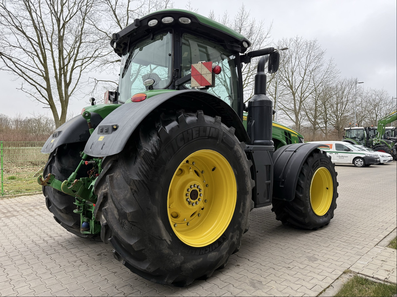 John Deere 8370 R - Tractor: foto 4 John Deere 8370 R - Tractor: foto 4