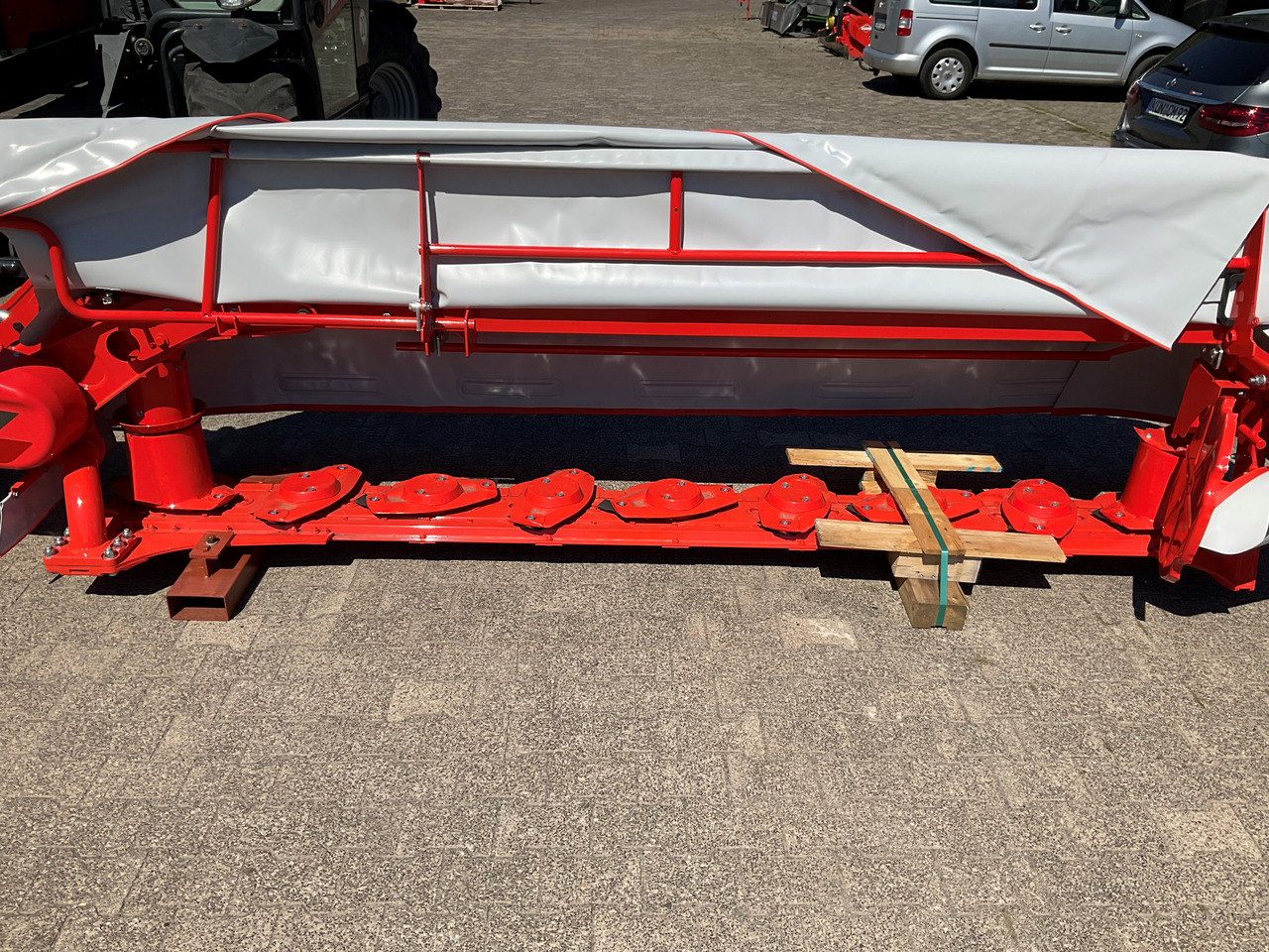 Kuhn GMD 355-FF Scheibenmähwerke - Segadora: foto 4 Kuhn GMD 355-FF Scheibenmähwerke - Segadora: foto 4