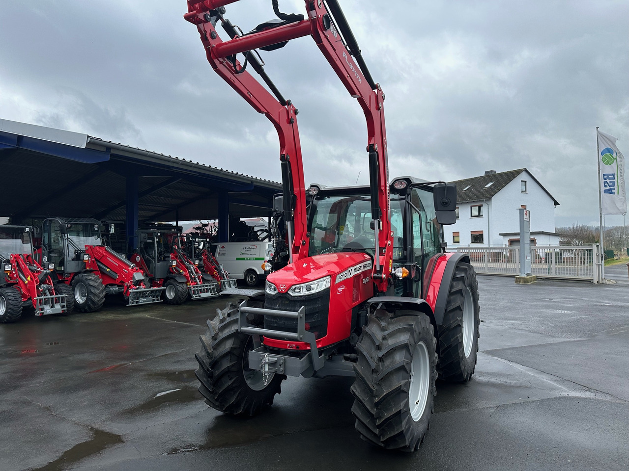 Massey Ferguson 4710 M Cab Essential Dyna 2 - Tractor: foto 4 Massey Ferguson 4710 M Cab Essential Dyna 2 - Tractor: foto 4