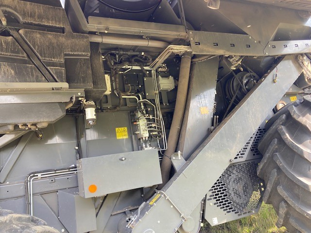 Massey Ferguson 7370 Beta - Cosechadora de granos: foto 5 Massey Ferguson 7370 Beta - Cosechadora de granos: foto 5