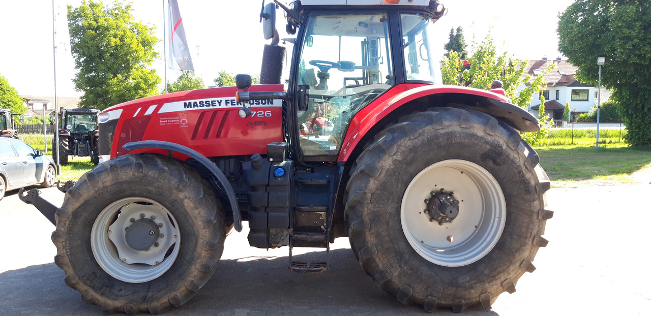 Massey Ferguson 7726 Dyna-6 Efficient - Tractor: foto 1 Massey Ferguson 7726 Dyna-6 Efficient - Tractor: foto 1