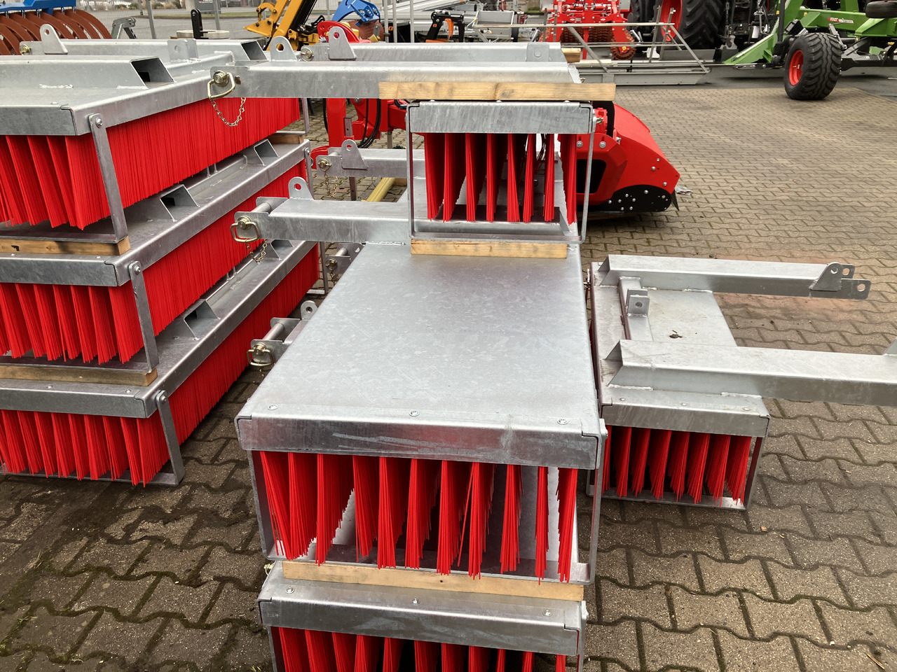 Osborn Broomate Minimate APR-120 - Maquinaria ganadera: foto 2 Osborn Broomate Minimate APR-120 - Maquinaria ganadera: foto 2