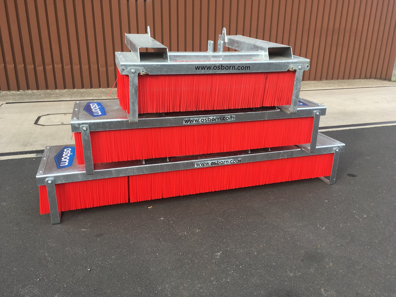 Osborn Broomate Minimate APR-120 - Maquinaria ganadera: foto 1 Osborn Broomate Minimate APR-120 - Maquinaria ganadera: foto 1