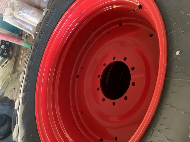 Trelleborg 650/75R38 600/65R28 - Neumáticos y llantas: foto 2 Trelleborg 650/75R38 600/65R28 - Neumáticos y llantas: foto 2