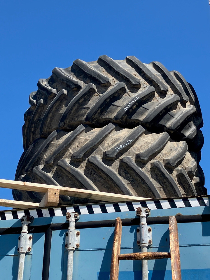 Trelleborg 750/70R44 650/60R38 - Neumáticos y llantas: foto 3 Trelleborg 750/70R44 650/60R38 - Neumáticos y llantas: foto 3