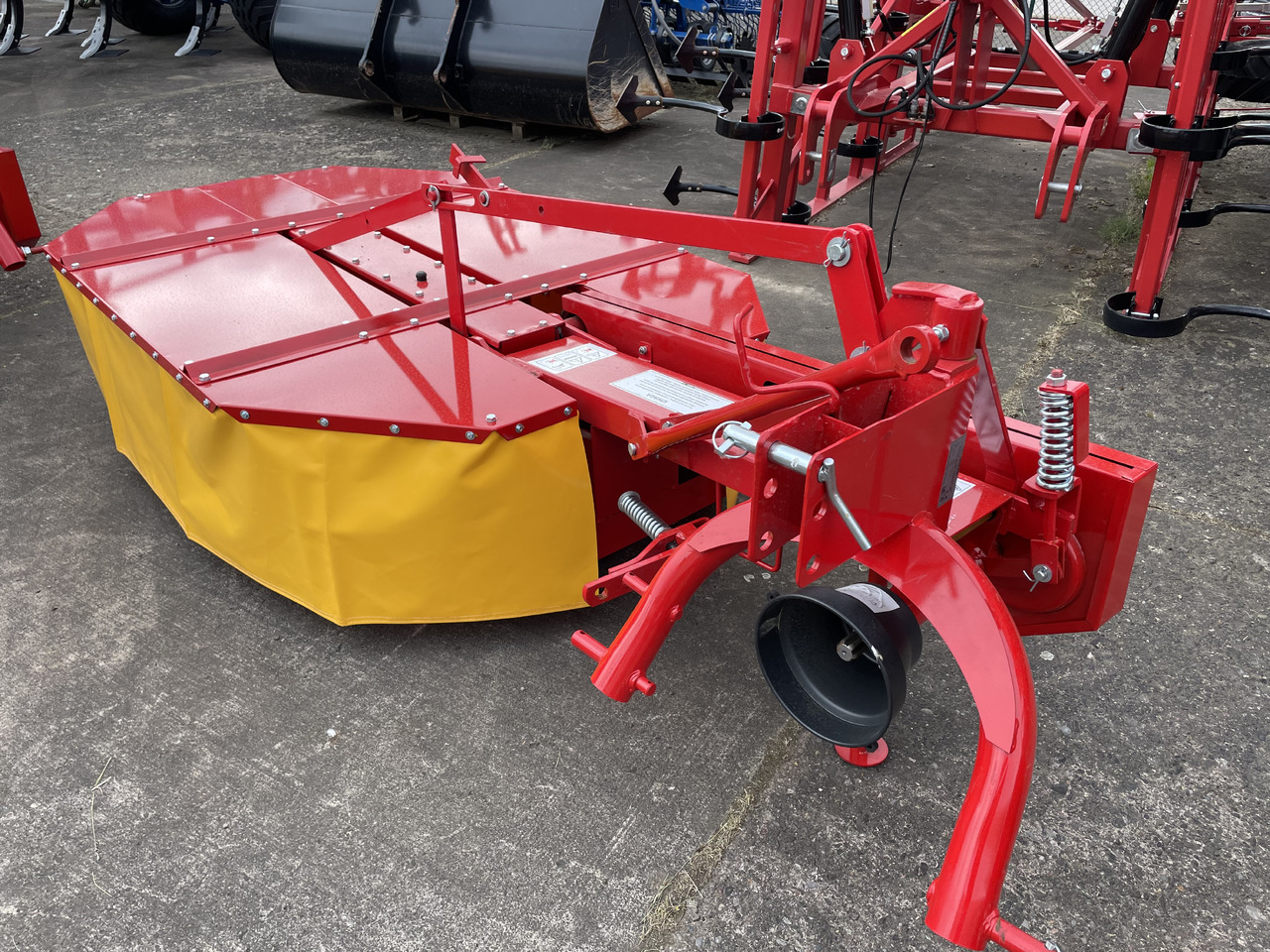 Wirax Z-069 1-1,35m - Segadora: foto 1 Wirax Z-069 1-1,35m - Segadora: foto 1