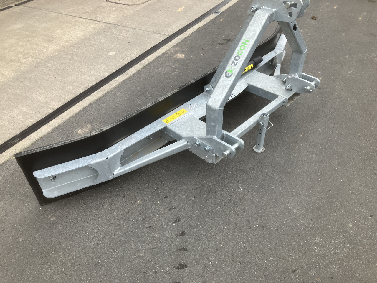 Zocon Gummischieber 270 Dreip Budget - Maquinaria ganadera: foto 2 Zocon Gummischieber 270 Dreip Budget - Maquinaria ganadera: foto 2