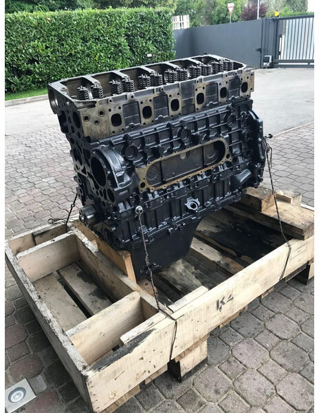 Iveco STRALIS CURSOR 8 F2BE0681 EURO 3 RECONDITIONED WITH WARRANTY - Motor para Camión: foto 1 Iveco STRALIS CURSOR 8 F2BE0681 EURO 3 RECONDITIONED WITH WARRANTY - Motor para Camión: foto 1
