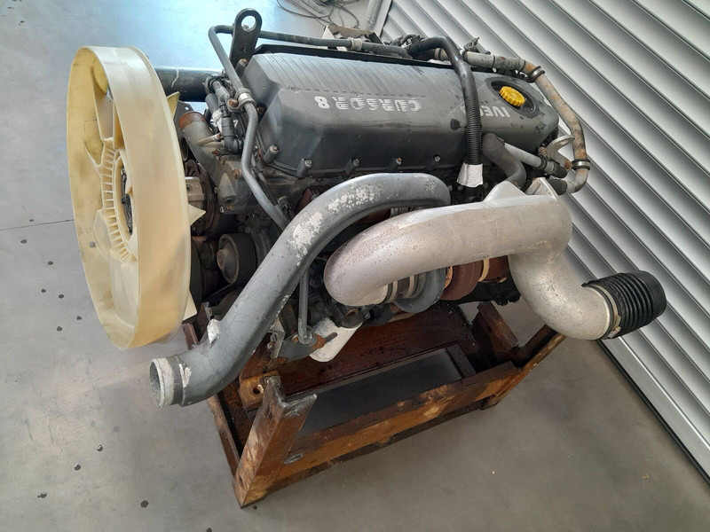 Iveco STRALIS CURSOR 8 F2BE3681 E5 - Motor para Camión: foto 2 Iveco STRALIS CURSOR 8 F2BE3681 E5 - Motor para Camión: foto 2