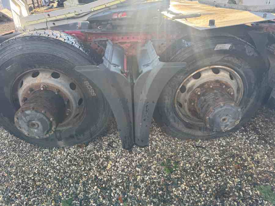 MERCEDES BACKEND DIFFS R300P-13,4 C22,5 // RT300P-13/C22,5 - Diferencial para Camión: foto 1 MERCEDES BACKEND DIFFS R300P-13,4 C22,5 // RT300P-13/C22,5 - Diferencial para Camión: foto 1