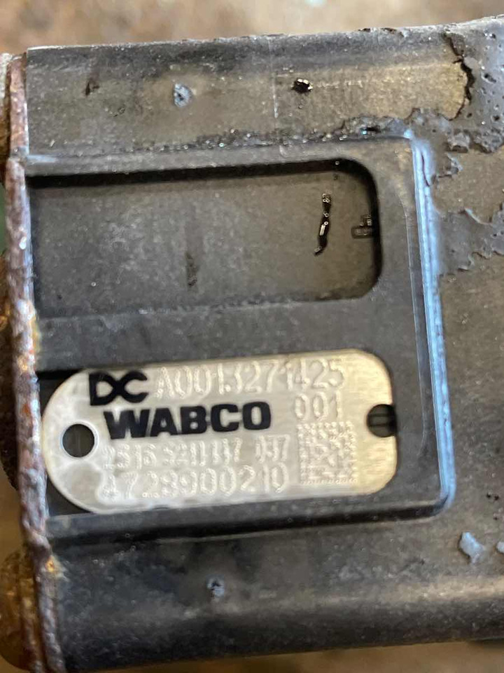 MERCEDES VALVE A0013271425 - Piezas de recambio para Autobús: foto 2 MERCEDES VALVE A0013271425 - Piezas de recambio para Autobús: foto 2