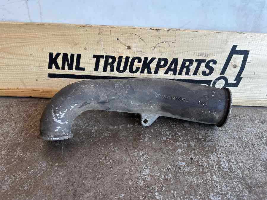 SCANIA AIR PIPE 1405557 - Tubo de admisión de aire para Camión: foto 1 SCANIA AIR PIPE 1405557 - Tubo de admisión de aire para Camión: foto 1