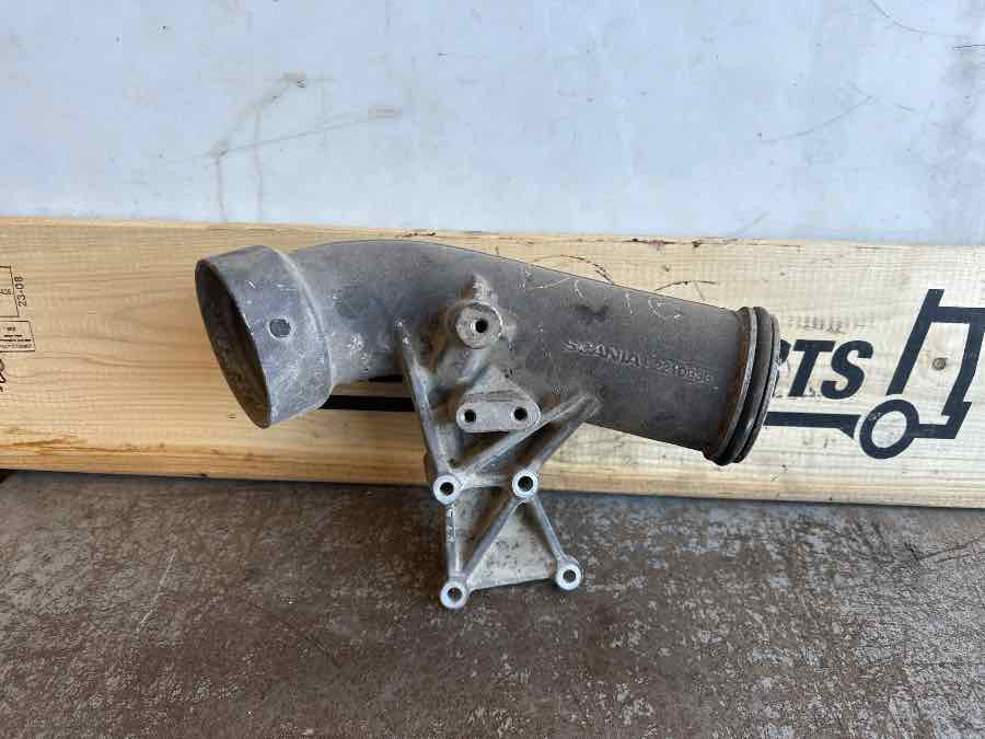 SCANIA AIR PIPE 2210838 - Tubo de admisión de aire para Camión: foto 2 SCANIA AIR PIPE 2210838 - Tubo de admisión de aire para Camión: foto 2