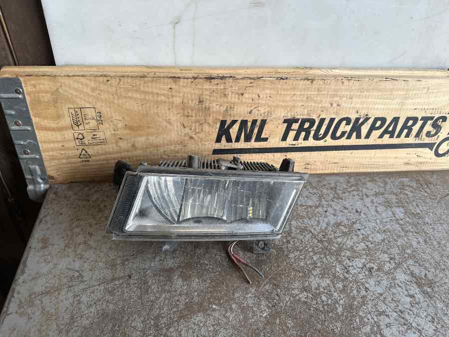 SCANIA FOG LAMP 2552714 - Luz/ Iluminación para Camión: foto 1 SCANIA FOG LAMP 2552714 - Luz/ Iluminación para Camión: foto 1