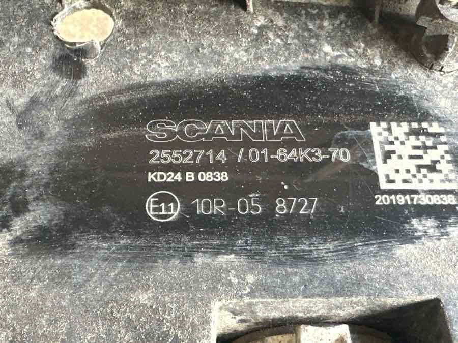 SCANIA FOG LAMP 2552714 - Luz/ Iluminación para Camión: foto 4 SCANIA FOG LAMP 2552714 - Luz/ Iluminación para Camión: foto 4