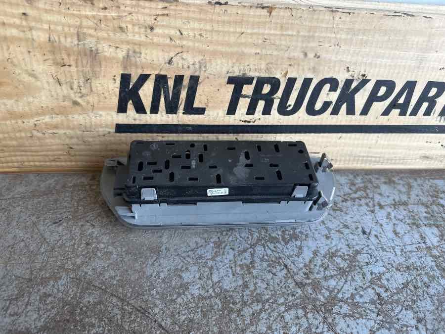 SCANIA ROOF LAMP 2038544 - Luz/ Iluminación para Camión: foto 2 SCANIA ROOF LAMP 2038544 - Luz/ Iluminación para Camión: foto 2