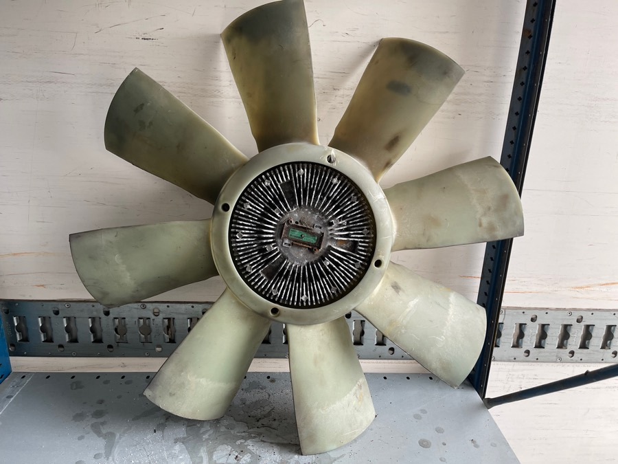 SCANIA VISKOS FAN 1392261 - Sistema de refrigeración para Camión: foto 1 SCANIA VISKOS FAN 1392261 - Sistema de refrigeración para Camión: foto 1