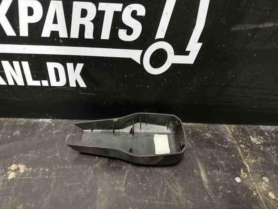 VOLVO BRACKET 22174680 - Bastidor/ Chasis para Camión: foto 2 VOLVO BRACKET 22174680 - Bastidor/ Chasis para Camión: foto 2