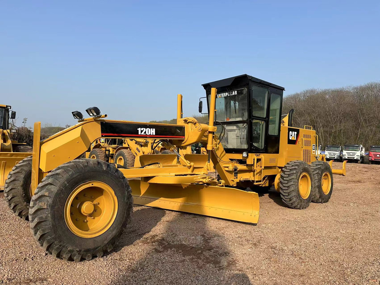 CATERPILLAR 120H - Grader: foto 2 CATERPILLAR 120H - Grader: foto 2