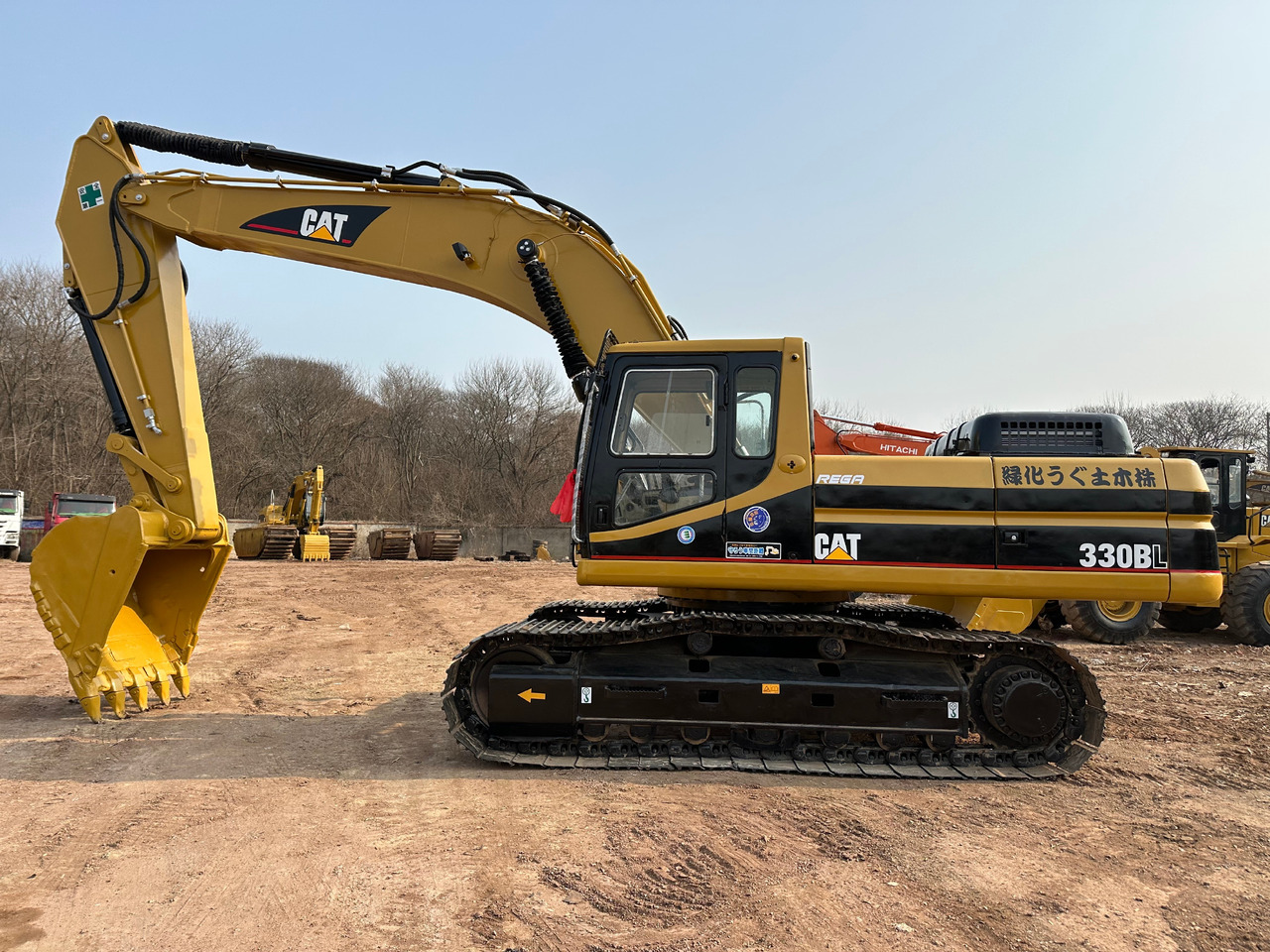CATERPILLAR 330BL - Excavadora de cadenas: foto 1 CATERPILLAR 330BL - Excavadora de cadenas: foto 1