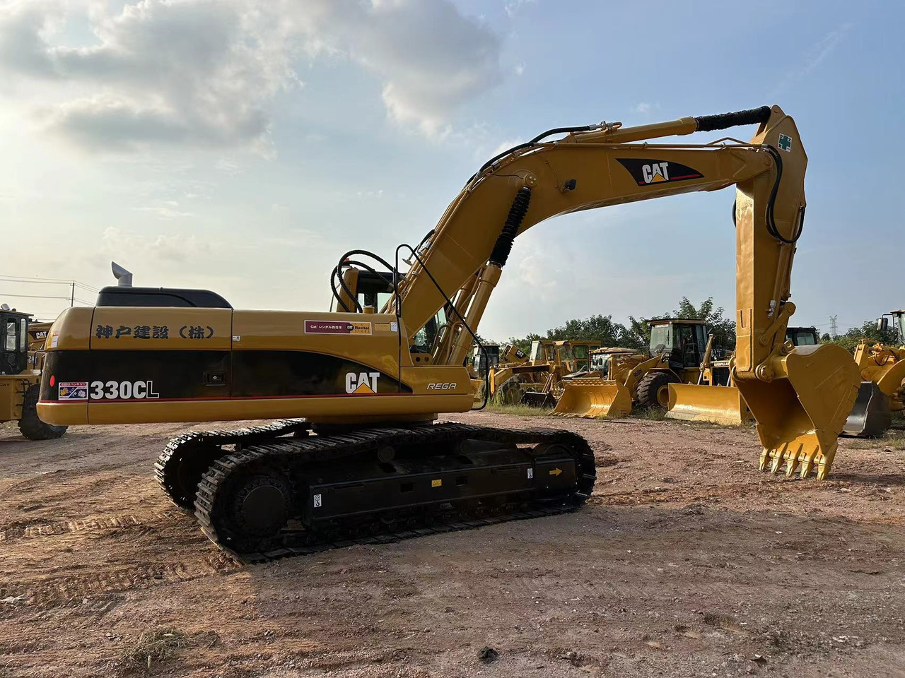CATERPILLAR 330CL - Excavadora: foto 2 CATERPILLAR 330CL - Excavadora: foto 2