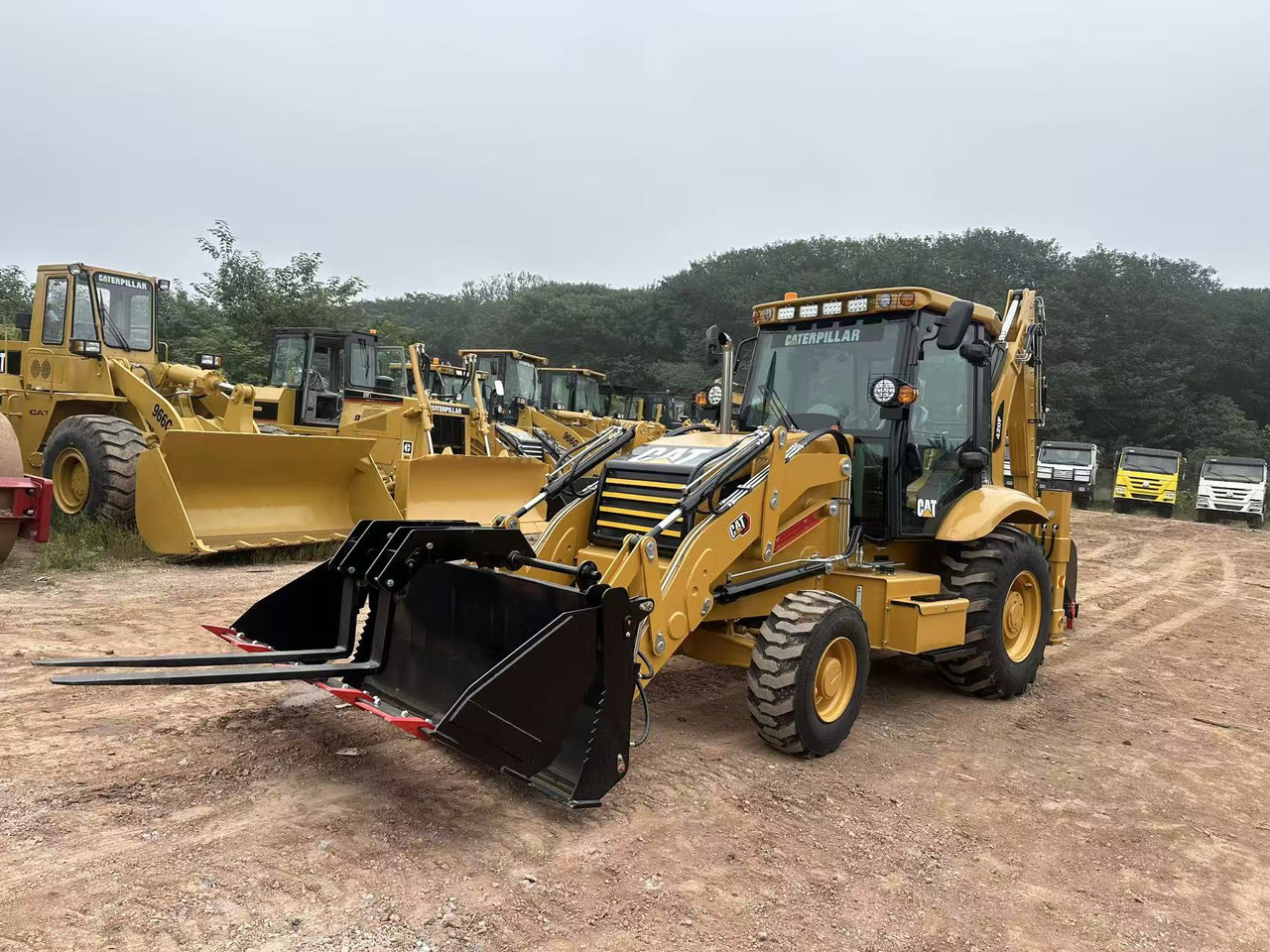 CATERPILLAR 420F2 - Retroexcavadora: foto 5 CATERPILLAR 420F2 - Retroexcavadora: foto 5