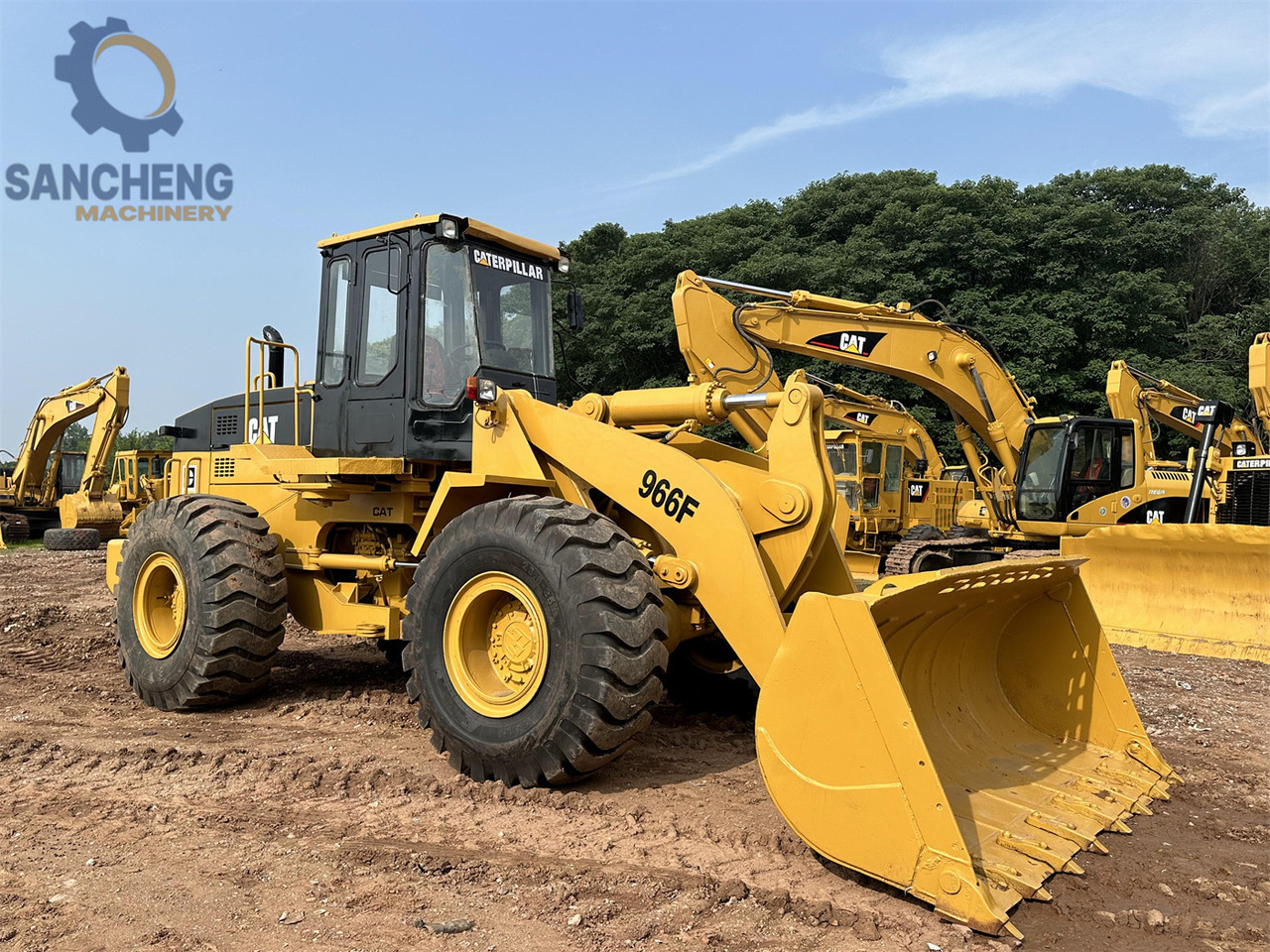 CATERPILLAR 966F wheel loader - Cargadora de ruedas: foto 1 CATERPILLAR 966F wheel loader - Cargadora de ruedas: foto 1