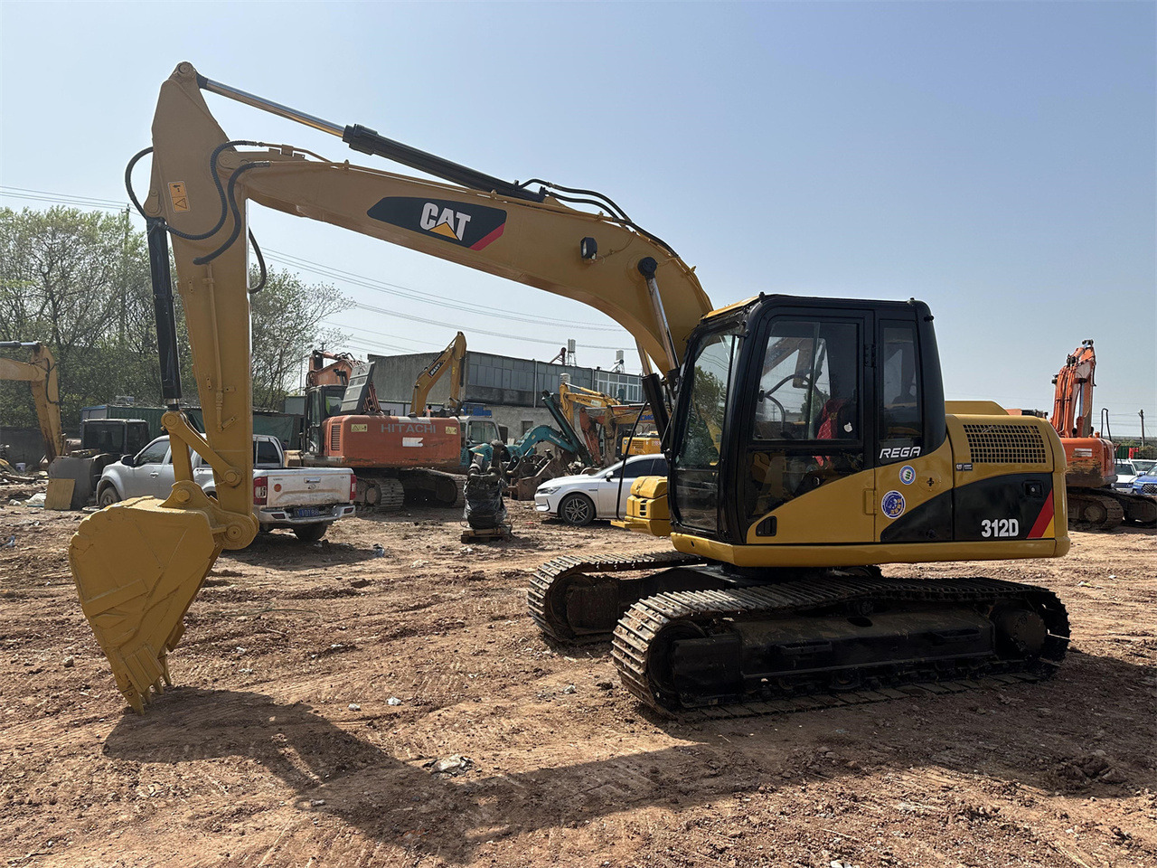 Caterpillar 312D - Miniexcavadora: foto 1 Caterpillar 312D - Miniexcavadora: foto 1