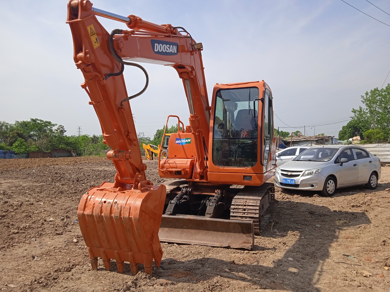DOOSAN DH80 - Excavadora de cadenas: foto 2 DOOSAN DH80 - Excavadora de cadenas: foto 2