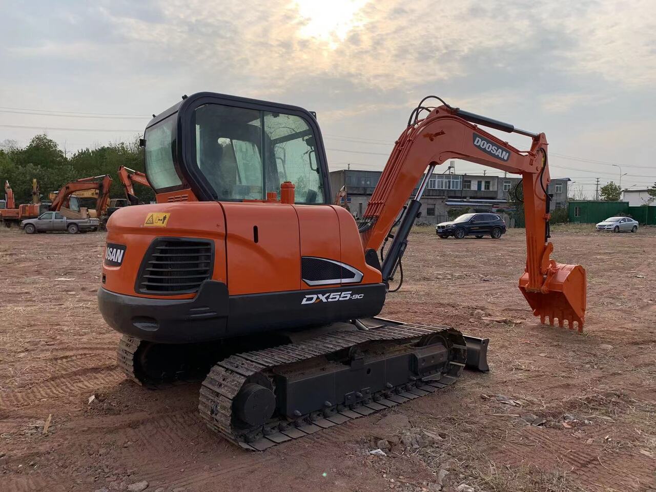 DOOSAN DX55 excavator - Excavadora: foto 3 DOOSAN DX55 excavator - Excavadora: foto 3