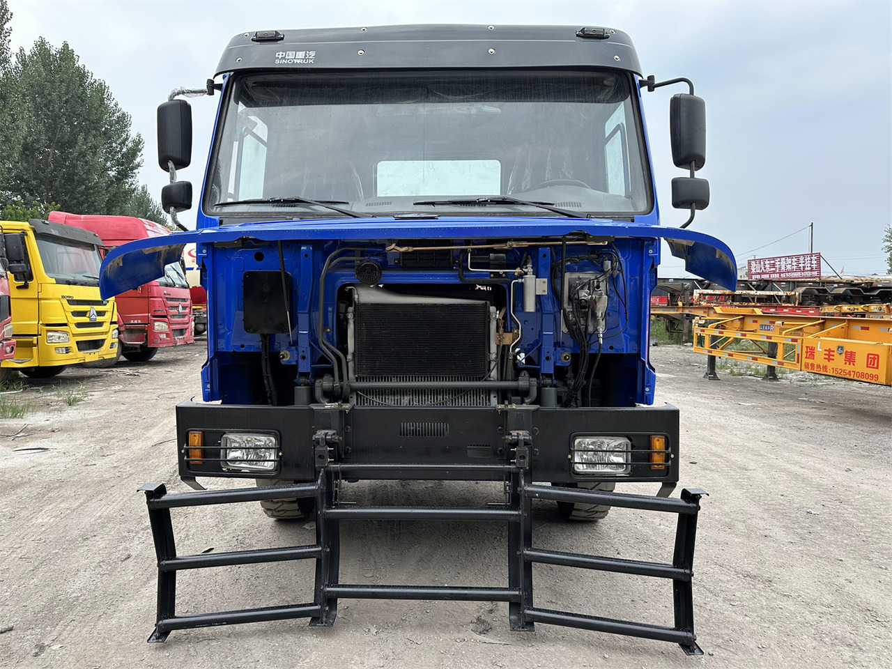SINOTRUK HOWO 371 Chassis truck - Camión chasis: foto 3 SINOTRUK HOWO 371 Chassis truck - Camión chasis: foto 3
