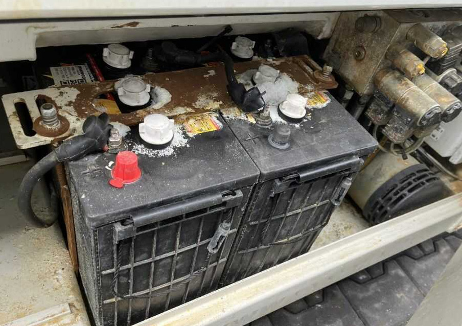 Holland-Lift ECOSTAR HL-11812 - Plataforma de tijeras: foto 5 Holland-Lift ECOSTAR HL-11812 - Plataforma de tijeras: foto 5