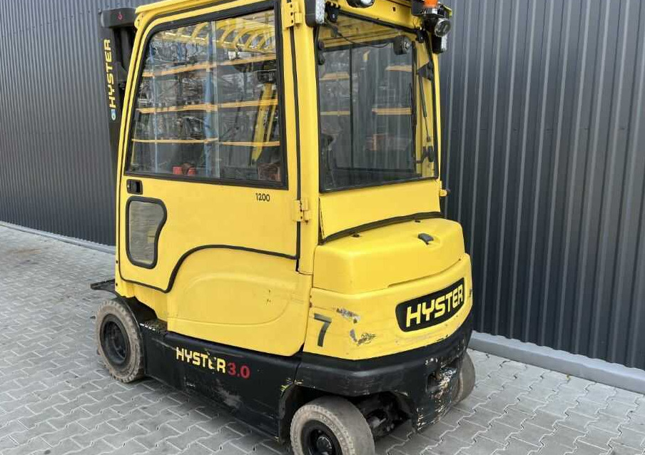 Hyster J3.0XN - Carretilla elevadora eléctrica: foto 3 Hyster J3.0XN - Carretilla elevadora eléctrica: foto 3