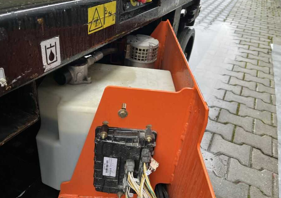 Plataforma de tijeras JLG 4045R: foto 6 Plataforma de tijeras JLG 4045R: foto 6