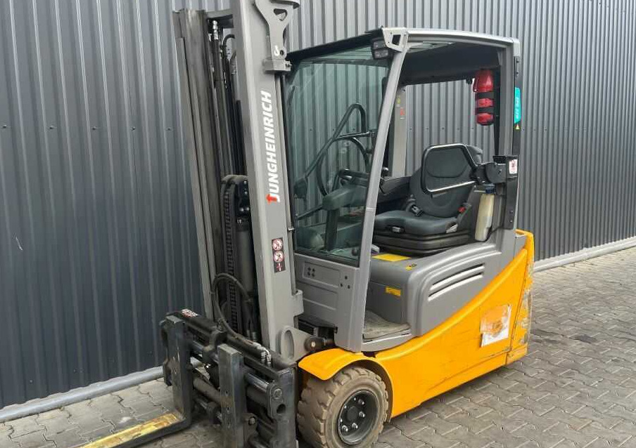 Jungheinrich EFG220 - Carretilla elevadora eléctrica: foto 1 Jungheinrich EFG220 - Carretilla elevadora eléctrica: foto 1