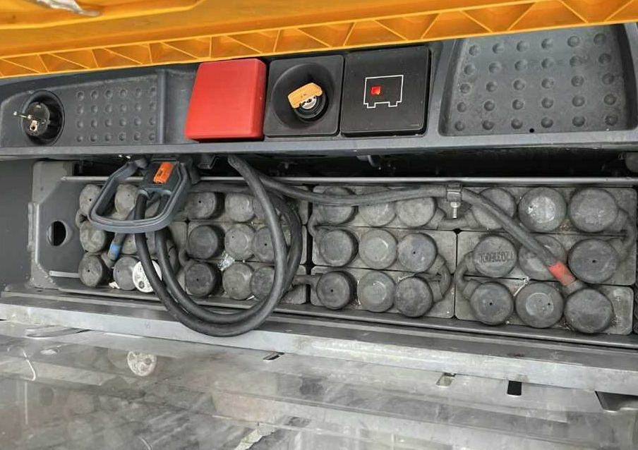 Apilador Jungheinrich EJC112: foto 6 Apilador Jungheinrich EJC112: foto 6