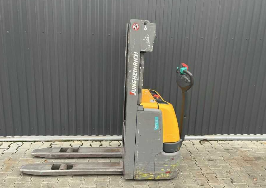 Jungheinrich EJC112 - Apilador: foto 2 Jungheinrich EJC112 - Apilador: foto 2