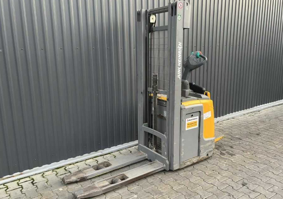 Jungheinrich ERC212 - Apilador: foto 1 Jungheinrich ERC212 - Apilador: foto 1