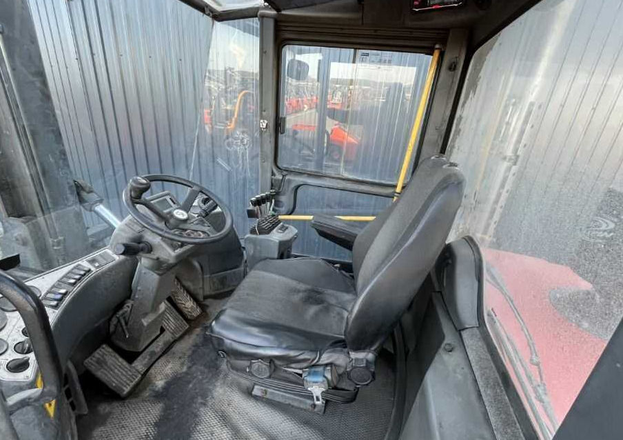 Leasing de  Kalmar DCE120-12 Kalmar DCE120-12: foto 6